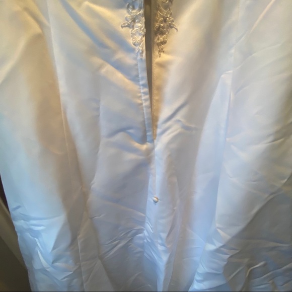 Plus size wedding dress - Picture 9 of 13